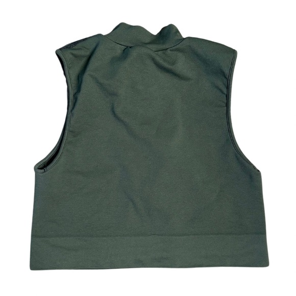 TALA Workout Top ✨ - Picture 2 of 4